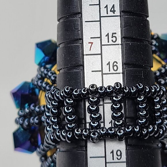 Blue Sparkling Crystal Ring Bicone Beads Cluster Ring Glitter Stretch Ring - Picture 6 of 12